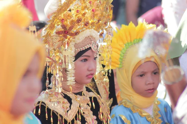 Labuan Bajo Indonésie Août 2019 Défilé Indépendance Auquel Ont Assisté — Photo