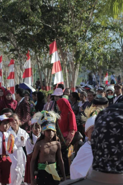 Labuan Bajo Indonésie Août 2019 Défilé Indépendance Auquel Ont Assisté — Photo