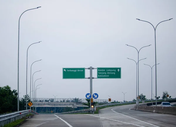 Lampung December 2021 Road Signs Intersection Toll Road Lampung Indonesia — Stockfoto