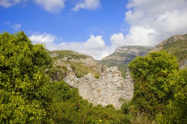 Karadağ 'ın Eski Bar kentindeki Eski Kale Harabeleri