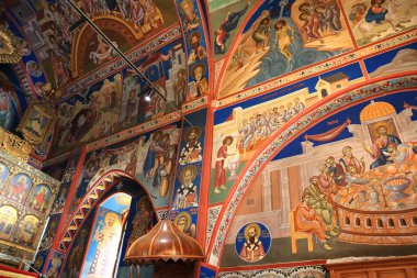 Karadağ 'ın Eski Budva kentindeki Trinity Kilisesi' nin İçi