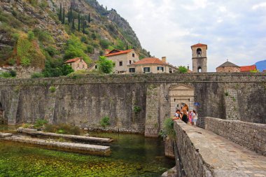 Karadağ 'ın Kotor kentindeki Shkurde Kapısı