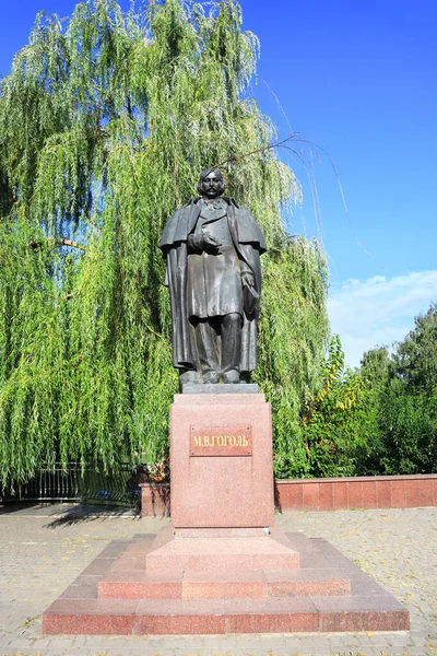 Monumento Escritor Nikolay Gogol Mirgorod Ucrania —  Fotos de Stock