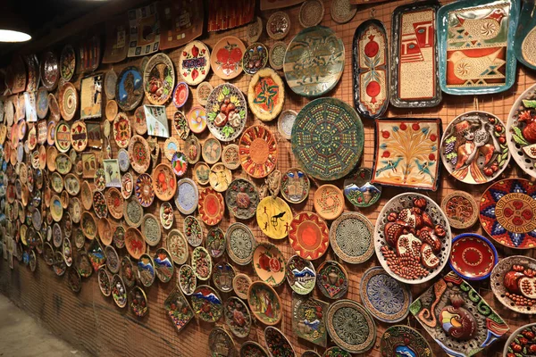 Ceramic Souvenir Plates Sale Yerevan — стоковое фото
