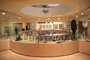 Erivan, Ermenistan - 15 Ekim 2021. Erivan 'daki Erivan Tarih Müzesinin İçi