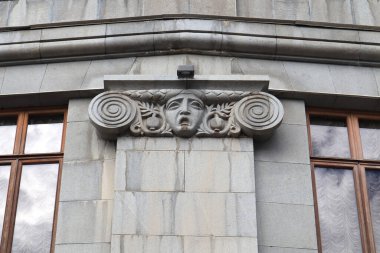 Ermeni Akademik Opera ve Bale Tiyatrosu 'nun Erivan' daki A. Spendiarova adlı bölümünün adı verildi.