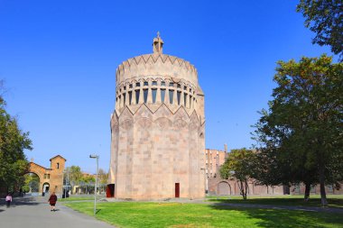 Vagharshapat, Ermenistan 'daki Kutsal Başmelekler Kilisesi.