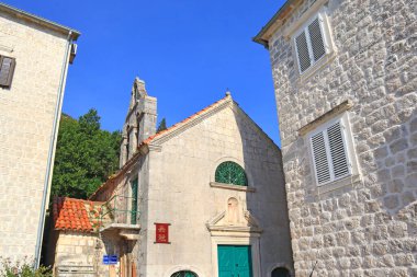 Roma Katolik Kilisesi, Perast 'taki Carmen Ana Kilisesi.