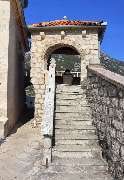 Fragment Kościoła Matki Boskiej Kamiennej Wyspie Niedaleko Perastu Czarnogórze — Zdjęcie stockowe