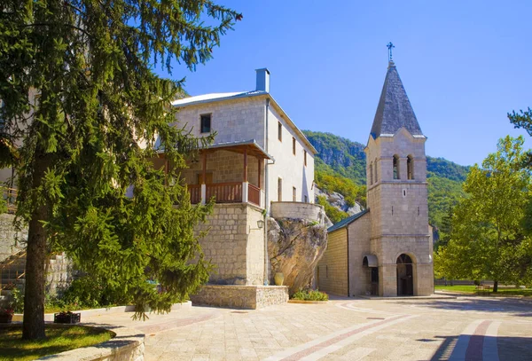 Neder Ostrog Klooster Gecentreerd Rond Kerk Van Heilige Drie Eenheid — Stockfoto