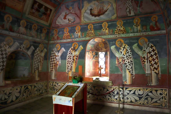 黑山Moracha修道院的内部 — 图库照片
