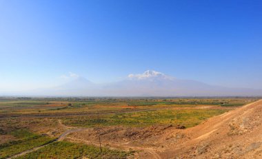 Ermenistan 'da Dağ Araratı ile Panorama