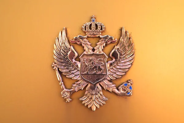 Karadağ 'ın altın arması