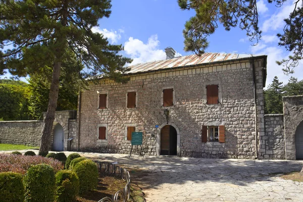 Karadağ 'ın Çetince kentindeki Biljarda veya Billiard Sarayı