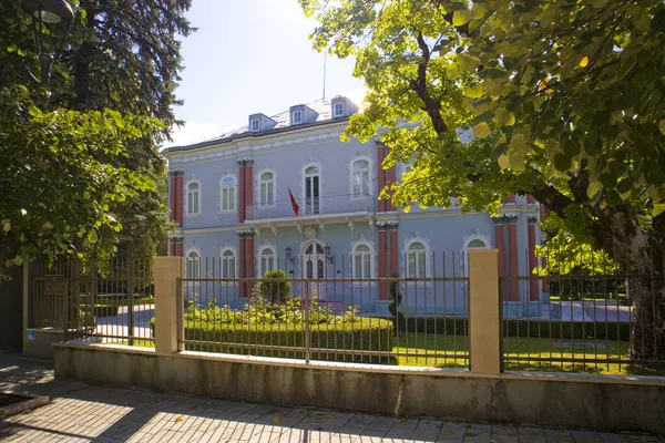 Mavi Saray - Karadağ cumhurbaşkanının Cetinje, Karadağ 'daki resmi ikametgahı