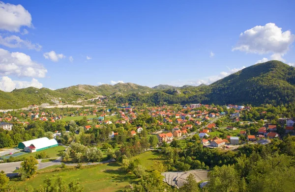 Karadağ 'ın güneşli bir günde Çetince Panoraması