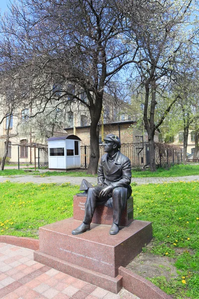 Monument Voor Konstantin Aleksejevitsj Kalinin Polytechnisch Instituut Kiev Oekraïne — Stockfoto