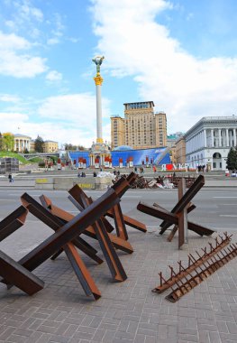 Ukrayna 'nın başkenti Kyiv' de savaş zamanı Bağımsızlık Meydanı