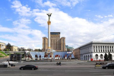 Ukrayna 'nın başkenti Kyiv' de savaş zamanı Bağımsızlık Meydanı