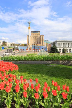 Ukrayna 'nın başkenti Kyiv' de savaş zamanı Bağımsızlık Meydanı