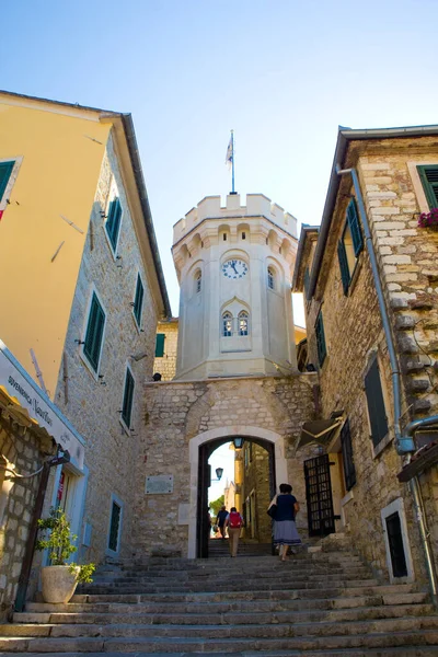 Torre Del Reloj Sat Kula Centro Herceg Novi Montenegro —  Fotos de Stock