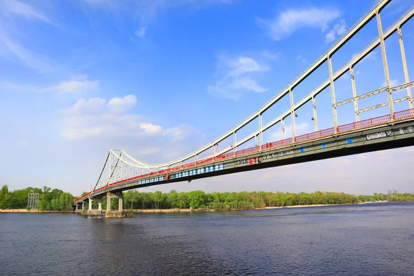 Fußgängerbrücke Auf Der Truchanow Insel Kiew Ukraine — Stockfoto