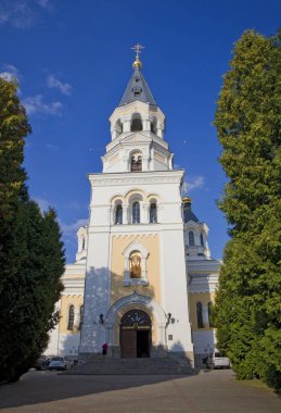 Ukrayna, Zhytomyr 'deki Kutsal Şekil Değiştirme Katedrali' nin çan kulesi. 