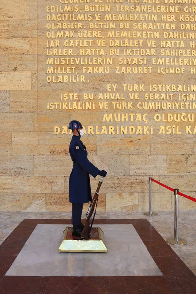 Охрана Мавзолея Ататюрка Анкаре Турция — стоковое фото