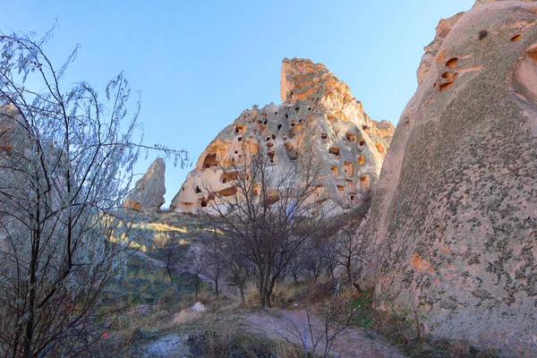 Valley Old Houses Rocks Uchisar Cappadocia Turkey — Stockfoto