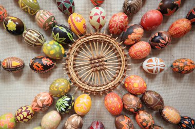 Ukrayna 'nın İvano-Frankivsk bölgesindeki Pysanka Müzesinde Paskalya yumurtaları