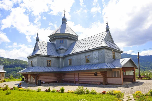 Wooden Church Archstrategist Michael Church Village Dora Suburb Yaremche Ukraine — Stock Photo, Image