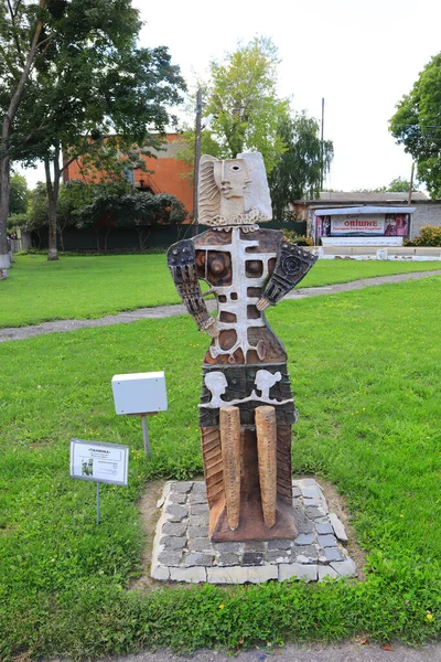 Modern Sculpture Village Opishnia Ukraine — Stok Foto