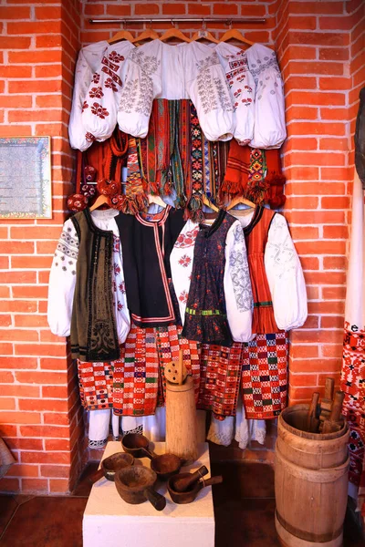 Ukrainian National Female Costume — Stockfoto