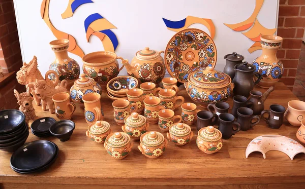 Typical Ceramic Oposhnya Ukraine — Zdjęcie stockowe