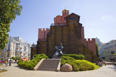 Golden Gate and monument to Yaroslav the Wise in Kyiv, Ukraine