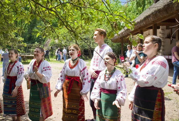 Ukrainian National Folk Vocal Ensemble Sings Cossack Village Museum Mamaeva — Stock Fotó
