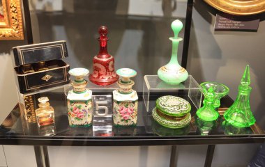 Eski Avrupa parfüm şişeleri (1830-1920)