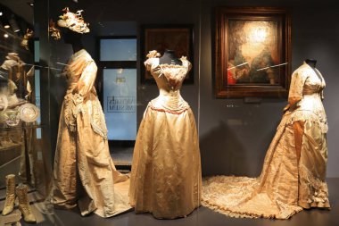 Avrupa 'nın tarihi kostümleri (1830-1920)