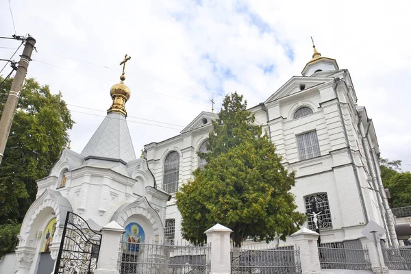 Εκκλησία Της Ανάληψης Του Σταυρού Στο Vozdvizhenskaya Street Στο Κίεβο — Φωτογραφία Αρχείου