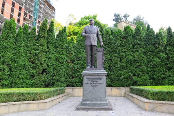 Monument Voor Heydar Aliyev Kiev Oekraïne — Stockfoto