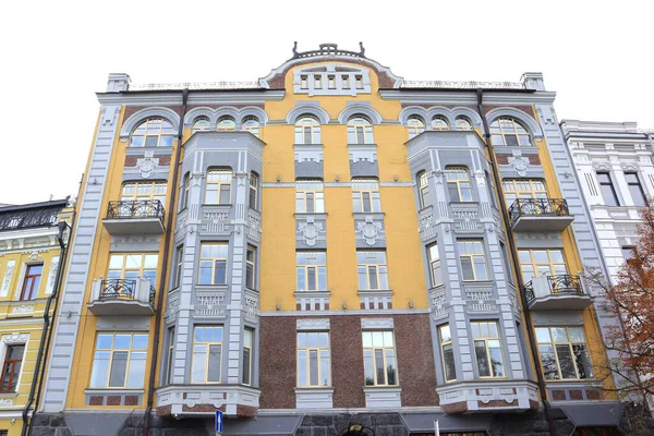 乌克兰基辅Podol区的历史建筑 — 图库照片
