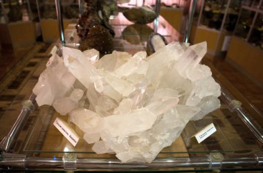 Kaya Kristali drusunun yakın görüntüsü