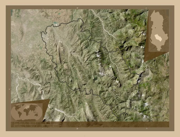 Berat 阿尔巴尼亚县 低分辨率卫星地图 角辅助位置图 — 图库照片
