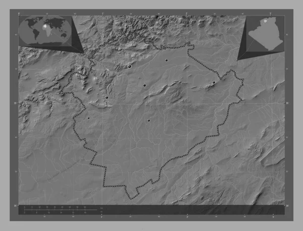 阿尔及利亚省提亚雷特 带湖泊和河流的比尔维尔高程图 该区域主要城市的所在地点 角辅助位置图 — 图库照片