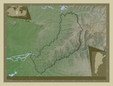 Misiones, Arjantin vilayeti. Yükseklik haritası göller ve nehirlerle wiki tarzında renklendirilmiş. Köşedeki yedek konum haritaları