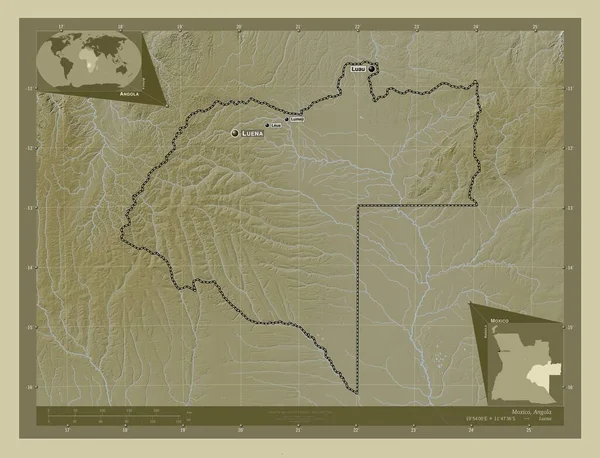 アンゴラの州 モキシコ 湖や川とWikiスタイルで着色された標高マップ 地域の主要都市の位置と名前 コーナー補助位置図 — ストック写真