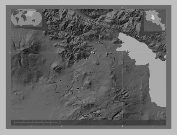 アルメニアのコタイ県 湖や川とグレースケールの標高マップ 地域の主要都市の場所 コーナー補助位置図 — ストック写真
