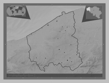Batı-Vlaanderen, Belçika vilayeti. Gölleri ve nehirleri olan gri tonlama yükseklik haritası. Bölgenin büyük şehirlerinin yerleri. Köşedeki yedek konum haritaları