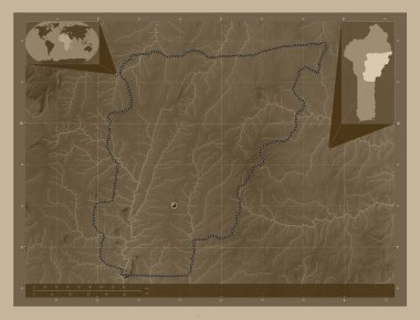 Borgou, Benin Bölümü. Yükseklik haritası sepya tonlarında göller ve nehirlerle renklendirilmiş. Köşedeki yedek konum haritaları