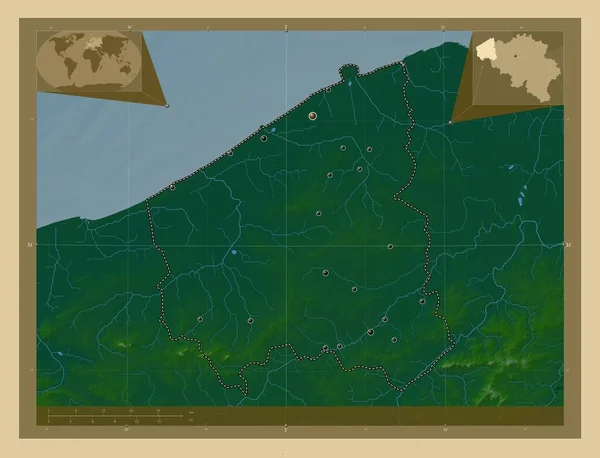 기에의 인이었죠 호수와 고지대 지역의 도시들의 Corner Auxiliary Location — 스톡 사진